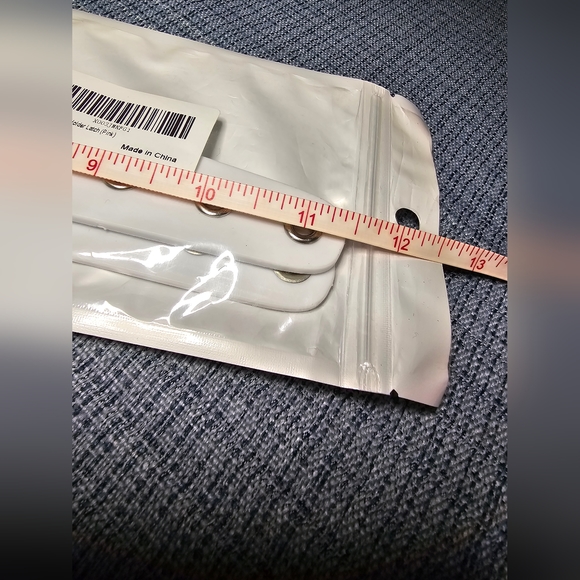 Set of 2 New Adjustable Cat Door Latch - Picture 2 of 6